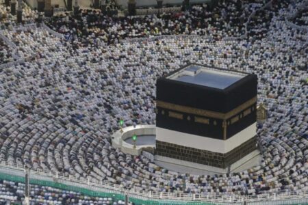 Saudi-Arabien wird eine Geldstrafe von 10.000 Rial gegen diejenigen verhängen, die kein „Hajj-Visum“ haben.