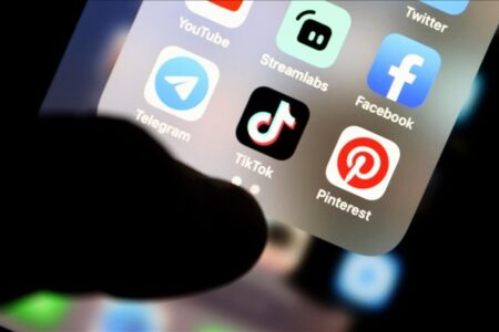 TikTok wird mit künstlicher Intelligenz erstellte Inhalte markieren