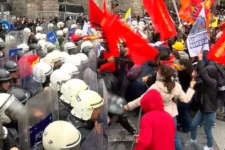 Zwölf weitere Verdächtige, die am 1. Mai die Polizei angegriffen hatten, wurden an das Gerichtsgebäude verwiesen