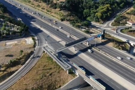 Am ersten Tag des Eid in Istanbul blieben die Straßen leer