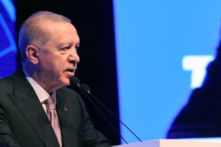 Botschaft von Präsident Erdoğan, in der er den Angriff auf den dänischen Ministerpräsidenten Frederiksen verurteilt