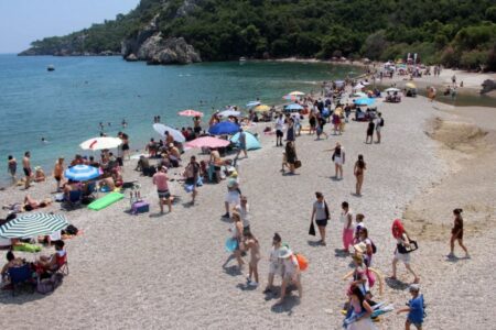 Der Tourismusbeitrag von 100 Milliarden TL zur Wirtschaft während des Urlaubs
