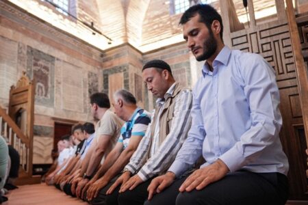 Erstes Eid-Gebet nach 79 Jahren in der Kariye Masjid, die wieder für den Gottesdienst geöffnet wurde
