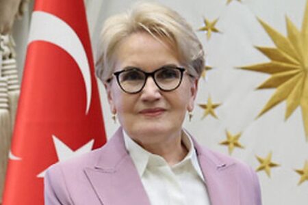 Es gibt Vorwürfe, dass Meral Akşener zur Yet-Partei zurückkehren wird