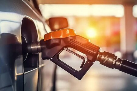 Es kam zu einem Anstieg der Dieselpreise, der sich auch in den Tankstellenpreisen widerspiegelte