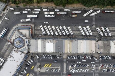 Feiertagsansturm am Grand Istanbul Bus Terminal