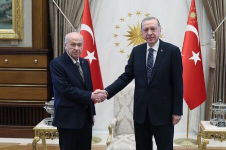 Feiertagsglückwünsche von Präsident Erdoğan an Bahçeli