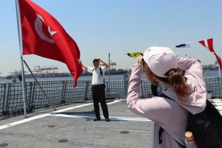 Großes Interesse an TCG Kınalıada in Japan