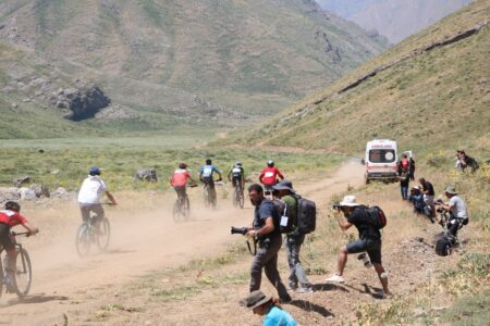 Hakkari wurde vom Terrorismus befreit, das Radfahren begann in den Hochebenen