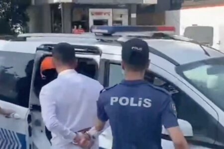 Menschen, die den Krankenwagen in Kadıköy blockierten, wurden gefasst