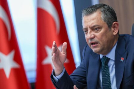 Özgür Özel: Bei CHP kann jeder mit jedem chatten