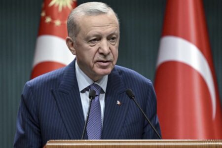 Präsident Erdoğan feierte mit den Soldaten an der Grenzlinie