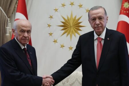 Treffen zwischen Präsident Erdoğan und Devlet Bahçeli