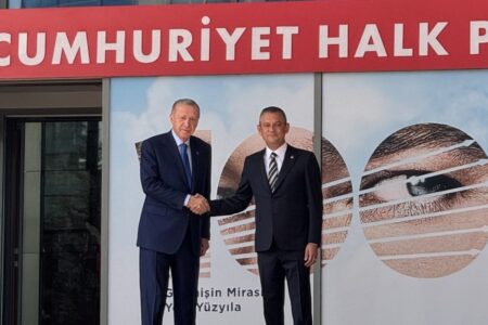 Über den Besuch von Präsident Erdoğan bei CHP wurde in der Weltpresse berichtet