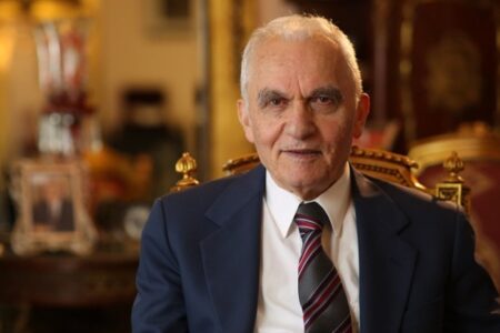 Yaşar Yakış ist verstorben