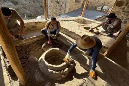 1.000 Jahre altes „Industriegelände“ in der Elazığ-Burg Harput gefunden