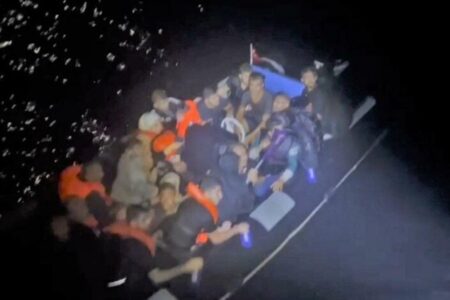 133 illegale Einwanderer wurden in Izmir gefasst, 46 Einwanderer gerettet