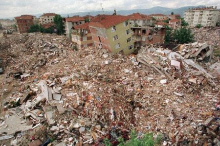 25 Jahre sind seit dem Erdbeben vom 17. August vergangen