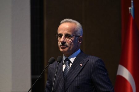 Abdulkadir Uraloğlu: Die neuen Servicegebäude des Flughafens Trabzon werden am 27. August eröffnet