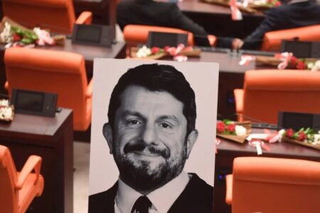 AKTUELLE NACHRICHTEN! Das Parlament wird für Can Atalay zusammentreten