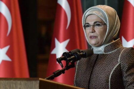 Botschaft zum 23. Jahrestag von First Lady Erdoğan an die AK-Partei