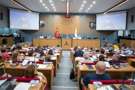 Das Partnerstadtprotokoll von Izmir mit Tel Aviv wurde aufgehoben