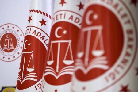 Täglich 900.000 Benutzer mit UYAP bedienen