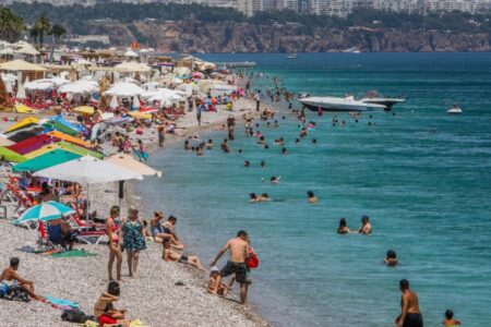 Tourismuswettlauf von 4 Ländern im Mittelmeerraum: 100 Milliarden Dollar…
