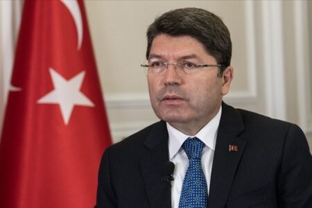 Yılmaz Tunç: Gewalt gegen Frauen ist niemals akzeptabel