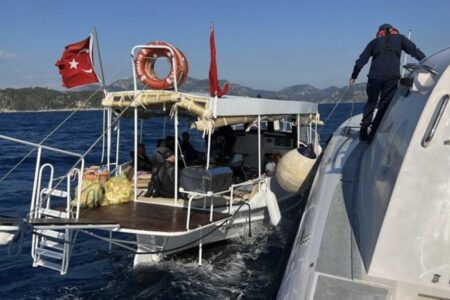 11 FETO/PDY-Mitglieder und 4 Organisatoren, die versuchten, auf die griechischen Inseln zu fliehen, wurden gefasst
