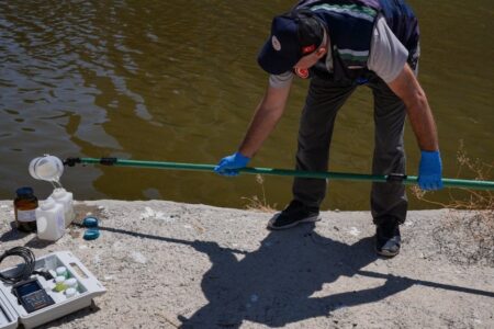 1,8 Millionen TL Geldstrafe an die Stadtverwaltung von Izmir wegen Verschmutzung der Bucht