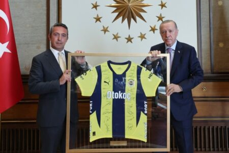Bemerkenswerter Beitrag von Rasim Ozan Kütahyalı über das Erdoğan-Koç-Treffen