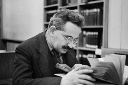 Der Reiseführer von Walter Benjamin, dem Denker, der auf Hitlers Druck Selbstmord beging
