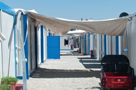 Die Containerstadt in Gaziantep wurde geleert: Sie ließen sich in dauerhaften Wohnhäusern nieder