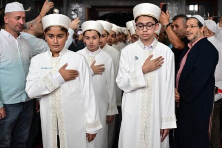 Die Ijazah-Zeremonie fand 81 Hafizes lang in Istanbul statt