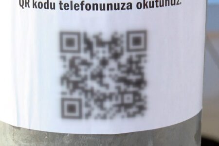 Experten warnen: Beim Scannen eines QR-Codes kann man betrogen werden