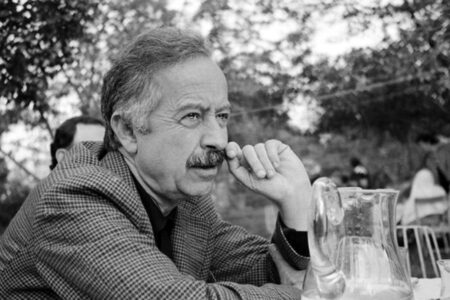 Gehört zu den zeitgenössischen Klassikern der türkischen Literatur; Der Roman über die müßigen Intellektuellen der Stadt: Der müßige Mann