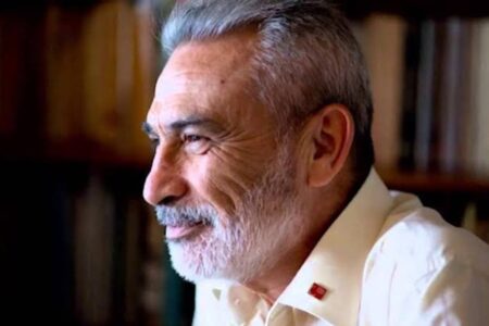 İsmet Özel, der theologische Meister der türkischen Poesie und der Dichter, der mit seinen Worten Kontroversen auslöste, ist 80 Jahre alt.