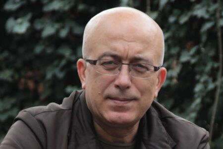 Meisterautor Gürsel Korat beschreibt in seinen Büchern die Geschichte und Kultur Kappadokiens.