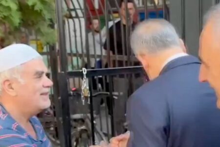 Onkel Skopjes Liebe zu Tayyip Erdoğan: Sag Hallo zu Bruder Tayyip