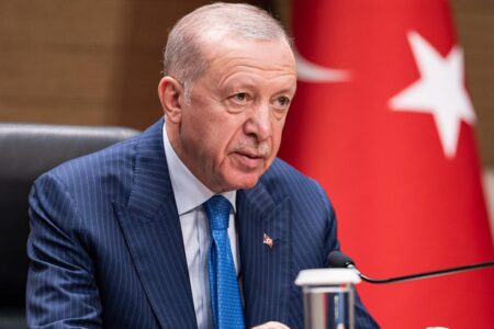 Präsident Erdoğan betont „nationalen Technologieschub“