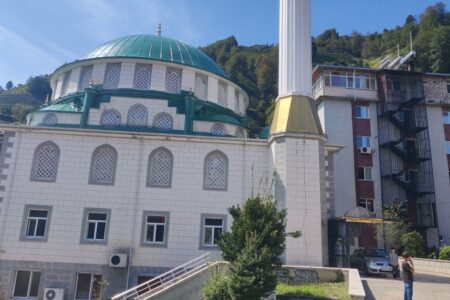 Sakal-ı Şerif, das 70 Jahre lang in Rize ausgestellt war, verschwand