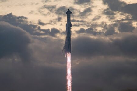 SpaceX kündigte an: 5 Starship-Raketen werden in 2 Jahren zum Mars gestartet