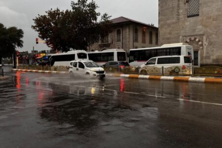 Starker Regen beeinträchtigte das Leben in Edirne