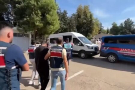 6 weitere organisierte Banden wurden zerschlagen: 91 Personen wurden festgenommen