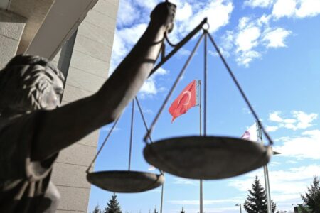 Der Einsatz künstlicher Intelligenz in der Justiz wird verstärkt
