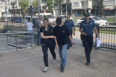 Der Lehrer, der Miray am ersten Schultag in Ordu niedergeschlagen hatte, forderte seine Freilassung! Vater rebellierte