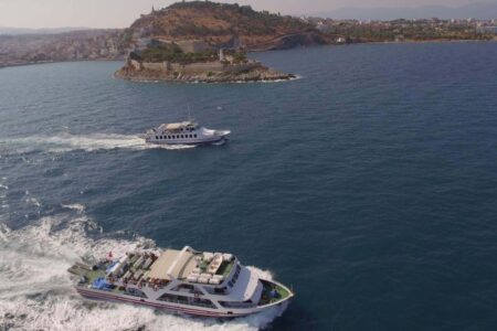 Der „Visum-an-der-Tür“-Antrag, der in Çeşme große Aufmerksamkeit erregte, wird am 12. und 13. Oktober eingestellt.