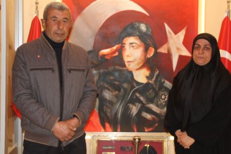 Die Familie des Märtyrers Cennet Yiğit sprach: FETO wird mit dem Tod von Gülen hoffentlich an den Punkt des Zerfalls kommen