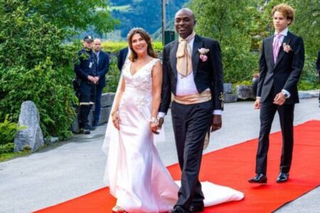 Die norwegische Prinzessin ist für ihre Flitterwochen in Bodrum